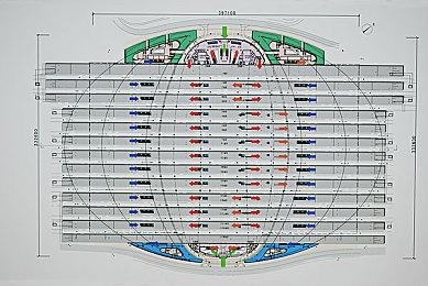 特朗普私人女律师携游戏笔记本出席庭审引发关注